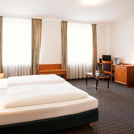 Ina Hotel Royal Koln Bagian luar foto