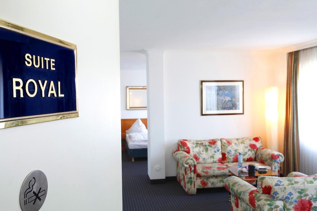 Ina Hotel Royal Koln Bagian luar foto